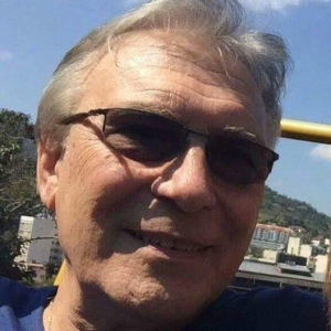 Corretor - Manuel Monteiro